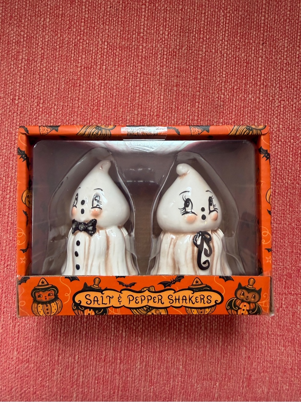 New Johanna Parker Halloween Salt & Pepper Shakers Set Bride & Groom Ghosts 2026